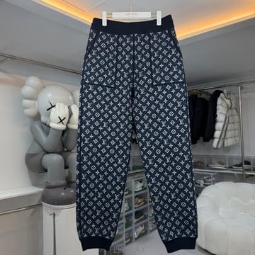 Louis Vuitton ���̺��� LV ���׷� �����ú� ��ư ���� �������̺��� LV ���׷� �����ú� ��ư ���� ����