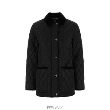 26FW 버버리 퀄티드 나일론 반 자켓 8107463 C1900 Black