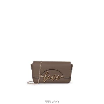Moschino 26FW ��Ű�� ����� JC4272PP0PKR0 203 MUD26FW ��Ű�� ����� JC4272PP0PKR0 203 MUD