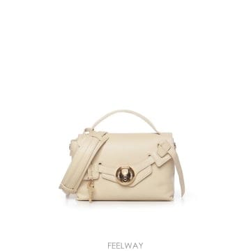 Moschino 26FW ��Ű�� ��Ʈ�� JC4273PP0PKS0 129 Butter26FW ��Ű�� ��Ʈ�� JC4273PP0PKS0 129 Butter