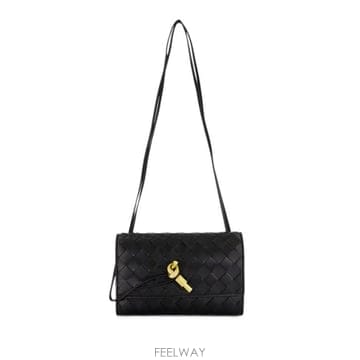 Bottega Veneta 26FW ���װ�����Ÿ �ȵ�Ƹ� �Ŀ�ġ �� ��Ʈ�� 836940 VCPP21019 BLACK26FW ���װ�����Ÿ �ȵ�Ƹ� �Ŀ�ġ �� ��Ʈ�� 836940 VCP