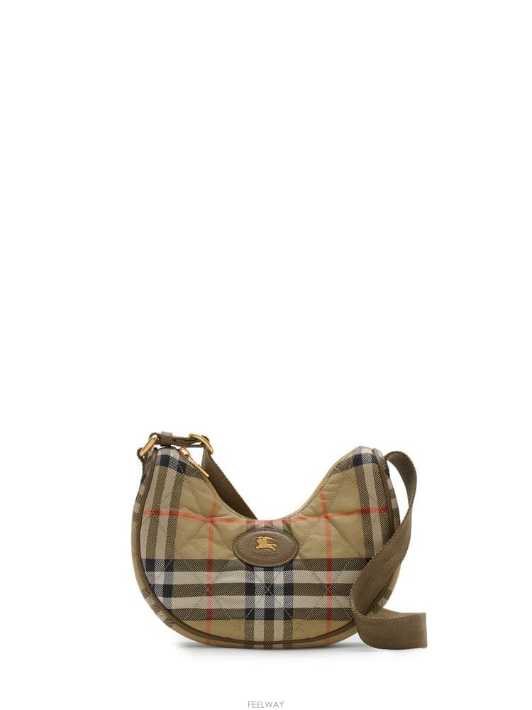 Burberry 26 F/W ������ HORSESHOE ũ�ν��ٵ� �� 8122136B9 B002229367926 F/W ������ HORSESHOE ũ�ν��ٵ� �� 8122136B9 B00222