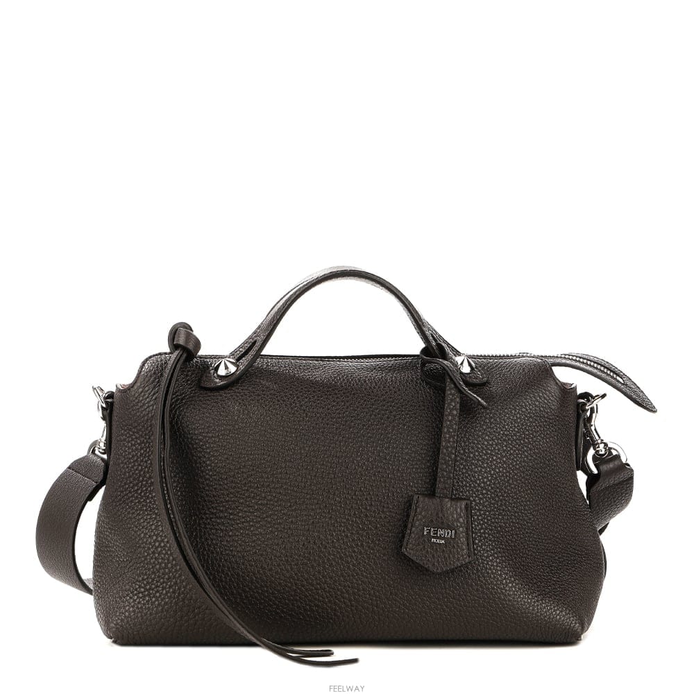 FENDI (8BL155 B1J5 F0TU7) ���� ���̴����� �̵�� ��Ʈ�� 26FW(8BL155 B1J5 F0TU7) ���� ���̴����� �̵�� ��Ʈ�� 26FW