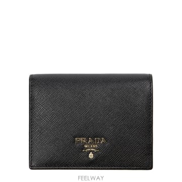 PRADA (1MV204 QWA F0002) ���� ���ǾƳ� �ΰ� ������ 26FW(1MV204 QWA F0002) ���� ���ǾƳ� �ΰ� ������ 26FW