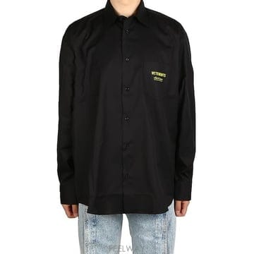 베트멍 UA53SH300B 1001 BLACK 클릭 히어 로고 셔츠