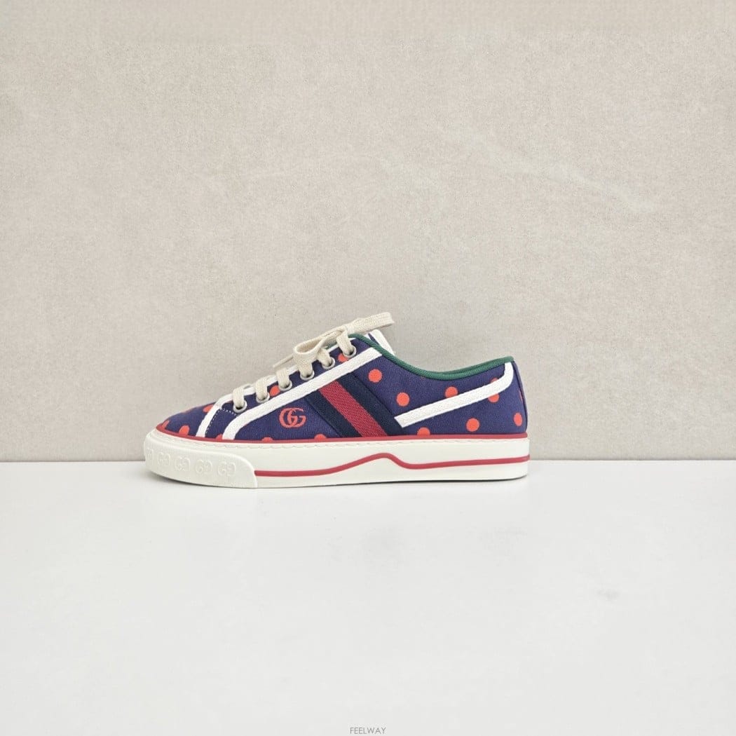 GUCCI ���� �״Ͻ� 1977 ���� ����Ŀ�� 35.5���� �״Ͻ� 1977 ���� ����Ŀ�� 35.5