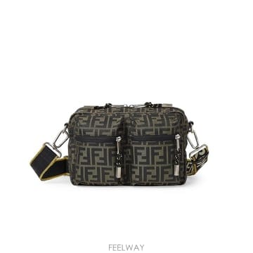 [비엔비명품관] FENDI 펜디 남성 슈퍼라이트 FF 카메라백 크로스백