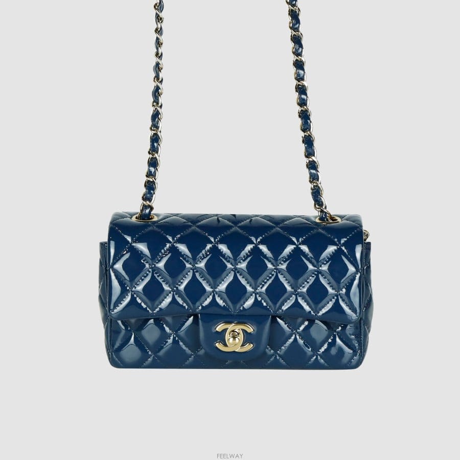 CHANEL [�Ƹ�����]�̴� ���� Ŭ���� ���̴�Ʈ ũ�ν���A69900[�Ƹ�����]�̴� ���� Ŭ���� ���̴�Ʈ ũ�ν���A69900