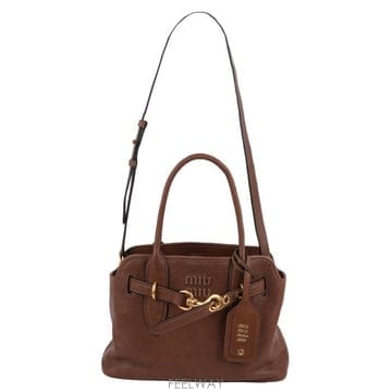 Miu Miu 26SS �̿�̿� 5BA292 2BBL F0316 �ƹ�ٸ� ���� ���� ��Ʈ��26SS �̿�̿� 5BA292 2BBL F0316 �ƹ�ٸ� ���� ���� ��