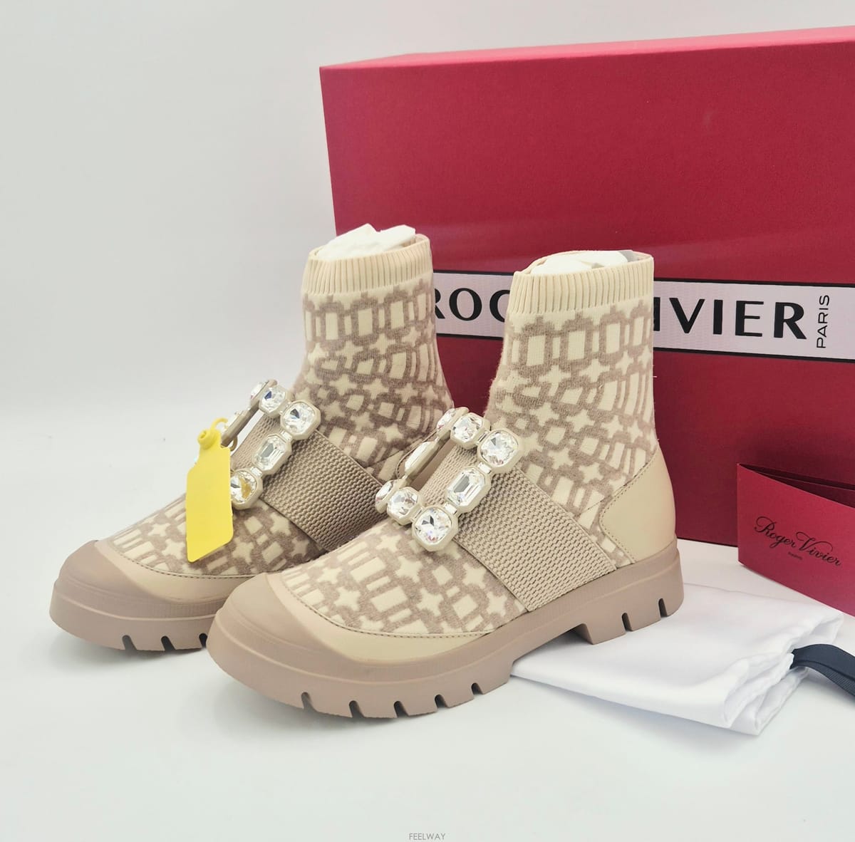 Roger Vivier ������� ĵ���� ������ �������� 35.5������� ĵ���� ������ �������� 35.5