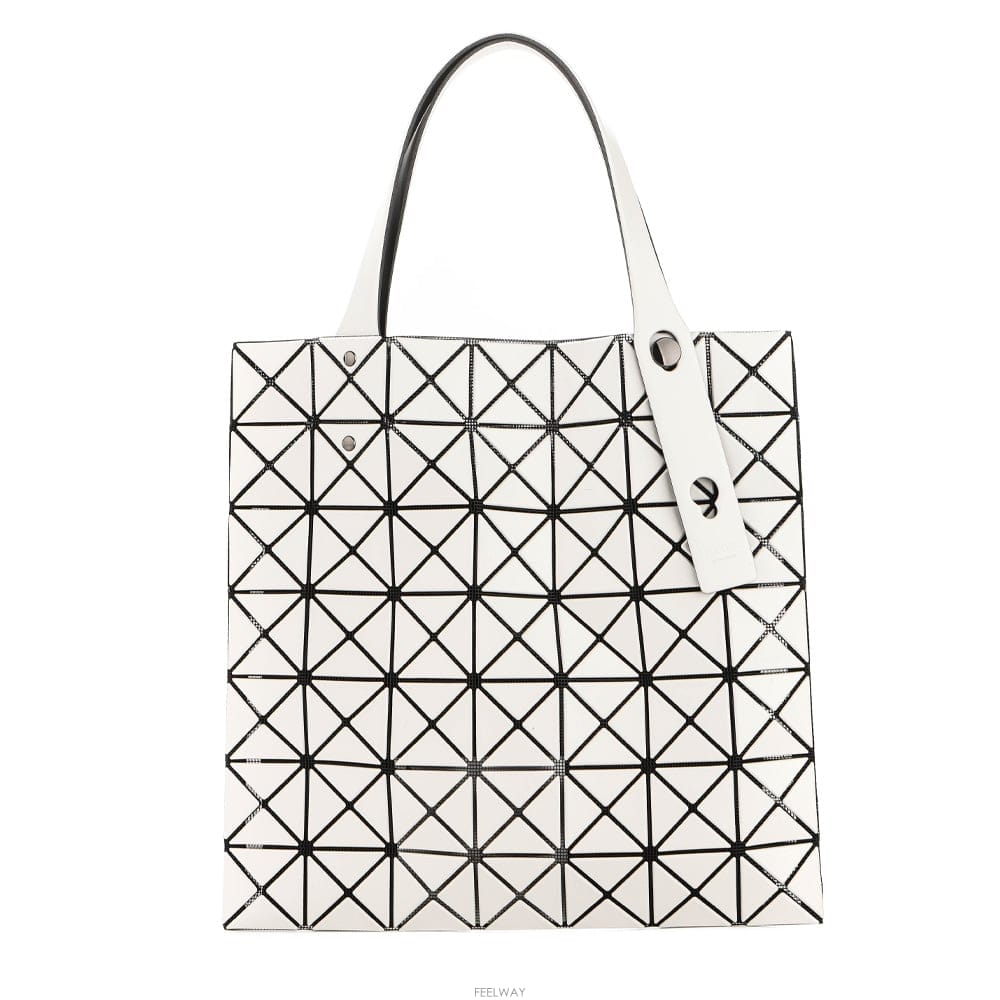 Issey Miyake (BB68 AG507 11) ���� ��Ʈ�� 26FW(BB68 AG507 11) ���� ��Ʈ�� 26FW