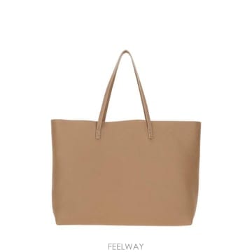 FENDI 26FW ��� �̵�� �� ��Ʈ�� 8BH444B1E7 F1XR8 CORDA MORO26FW ��� �̵�� �� ��Ʈ�� 8BH444B1E7 F1XR8 CORDA MORO