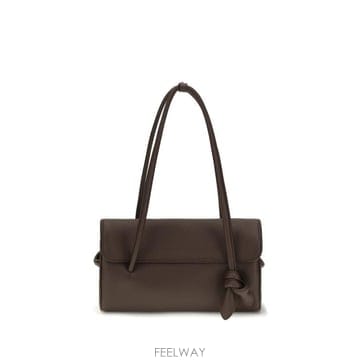 Jacquemus 26FW ��ũ���� ����� BAW00467AC03A03 880 BROWN26FW ��ũ���� ����� BAW00467AC03A03 880 BROWN