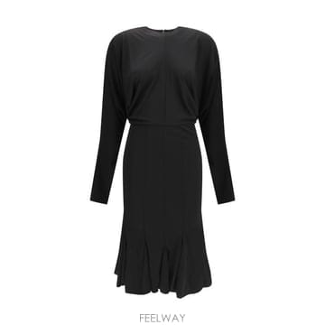 Jacquemus 26FW ��ũ���� ���ǽ� DRW00904AJ00309 990 BLACK26FW ��ũ���� ���ǽ� DRW00904AJ00309 990 BLACK
