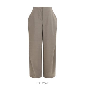 Jacquemus 26FW ��ũ���� ��Ʈ����Ʈ ���� PAW00664AW00653 950 GREY26FW ��ũ���� ��Ʈ����Ʈ ���� PAW00664AW00653 950 GREY