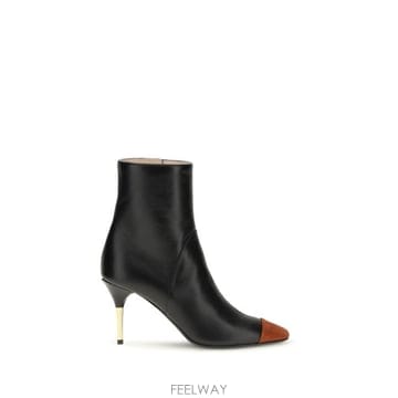 Valentino 26FW �߷�Ƽ�� ����ٴ� ���� 9W0S0QM8DWL 2UF BLACK26FW �߷�Ƽ�� ����ٴ� ���� 9W0S0QM8DWL 2UF BLACK