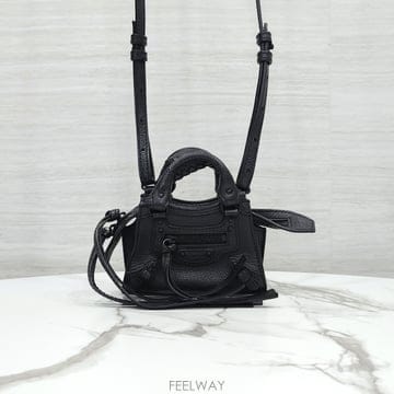 Balenciaga [������] �߷��þư� �׿� Ŭ���� ���� ���� �� ���� 669537[������] �߷��þư� �׿� Ŭ���� ���� ���� �� ���� 6695