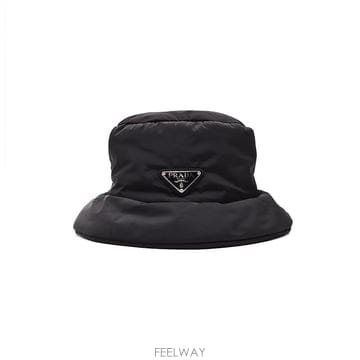 프라다 리나일론 패딩 버킷햇 L363361