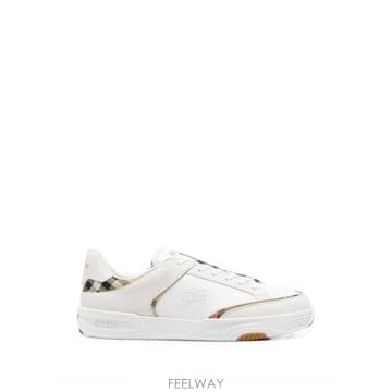 Burberry 26FW ������ ����Ŀ�� 8131391 MF HARROW A1464 WHITE26FW ������ ����Ŀ�� 8131391 MF HARROW A1464 WHITE