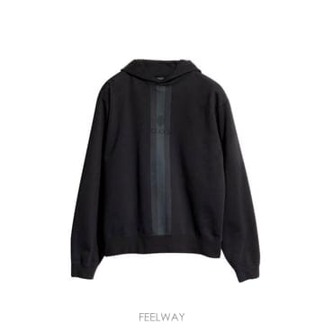 GUCCI 26FW ���� �� ��ư �ĵ� ����Ʈ���� A0094V XJH5T115226FW ���� �� ��ư �ĵ� ����Ʈ���� A0094V XJH5T1152