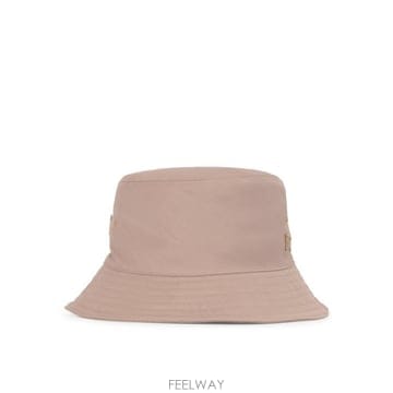 Burberry 26SS ������ ���� 8121829 B7349 Taupe26SS ������ ���� 8121829 B7349 Taupe