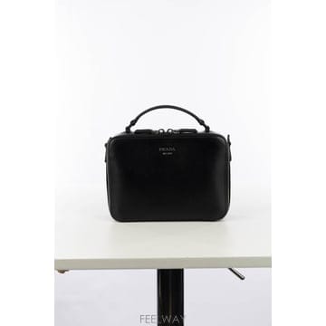 PRADA 26FW ����� ũ�ν��� 2VH069VNLO2ZQ6 F0002 Nero26FW ����� ũ�ν��� 2VH069VNLO2ZQ6 F0002 Nero