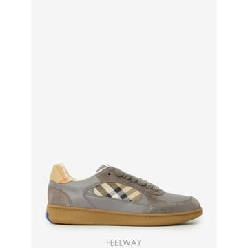 26FW 버버리 New Terrace 체크 로우탑 스니커즈 [M] 8127509 C2472