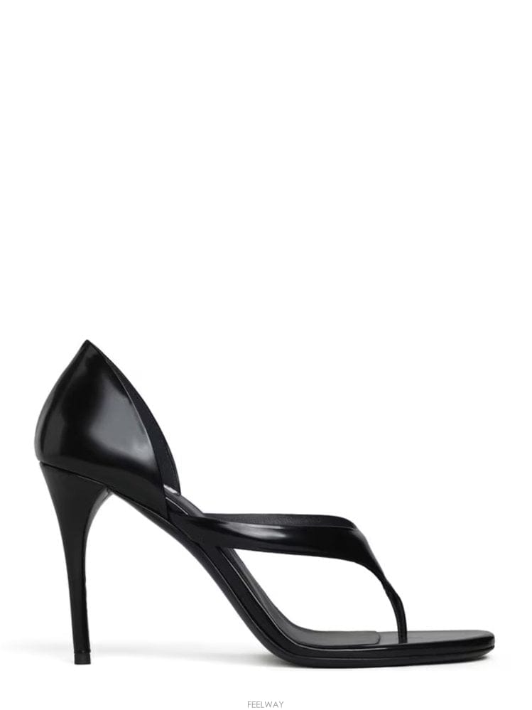 Alaia �˶��̾� FLIPFLOP ���� AA3S2025I259999 B0192308389�˶��̾� FLIPFLOP ���� AA3S2025I259999 B0192308389