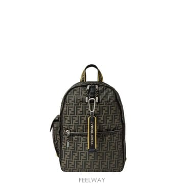 펜디 클라임 백팩 7VZ096B12NF1PR4 B0192308782