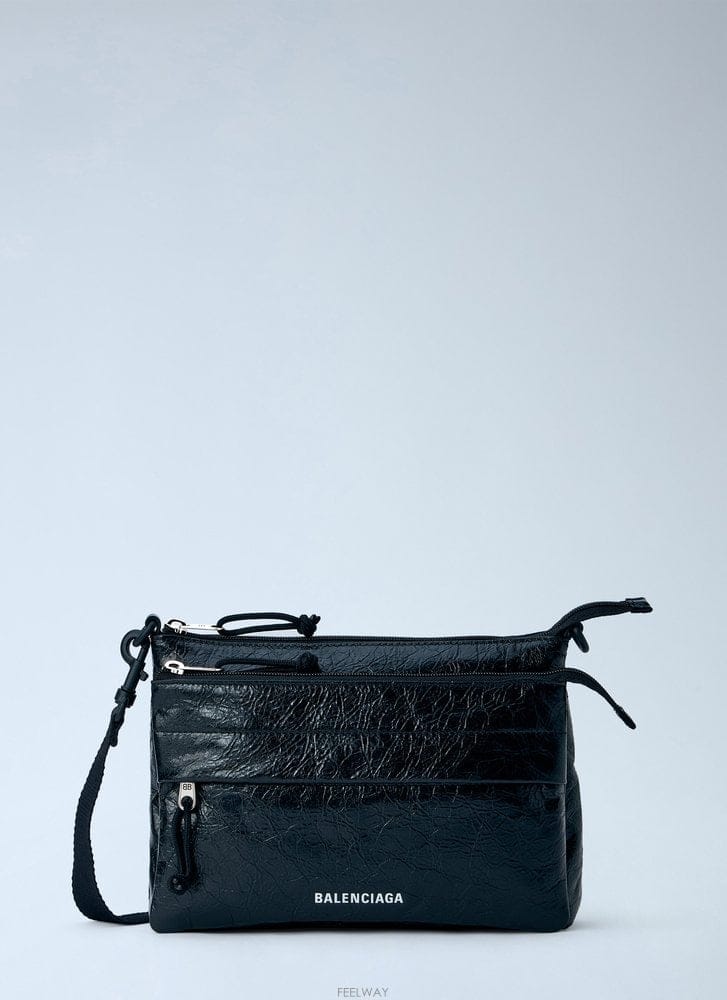 Balenciaga 26 F/W �߷��þư� �ͽ��÷η� ���� �Ŀ�ġ �޽��� �� 873182 B011229437126 F/W �߷��þư� �ͽ��÷η� ���� �Ŀ�ġ �޽��� �� 873