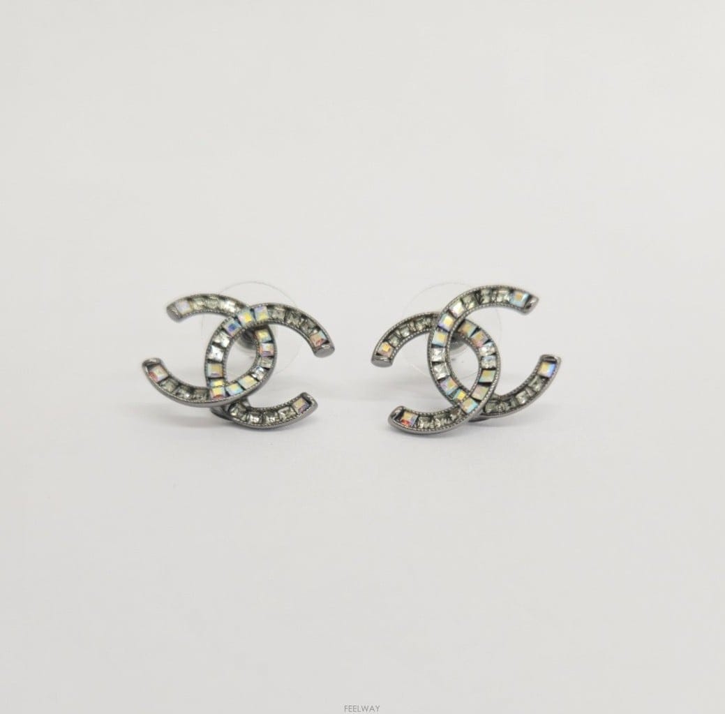 CHANEL ���� CC�ΰ� �ٰ�Ʈ ũ����Ż �Ͱ��̻��� CC�ΰ� �ٰ�Ʈ ũ����Ż �Ͱ���