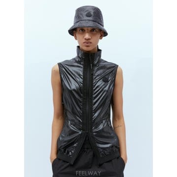 Moncler 26 FW ��Ŭ���� ���� �ΰ� ��ġ ��Ŷ �� mon0255051blk26 FW ��Ŭ���� ���� �ΰ� ��ġ ��Ŷ �� mon0255051blk
