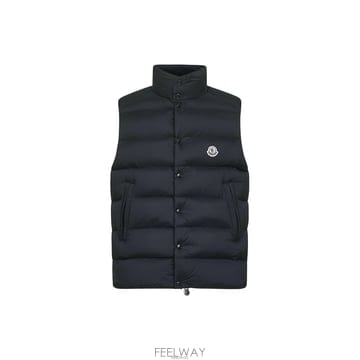 Moncler 26FW Ƽ�� TIBB �е����� ���̺� 1A000 96 597YD 77626FW Ƽ�� TIBB �е����� ���̺� 1A000 96 597YD 776