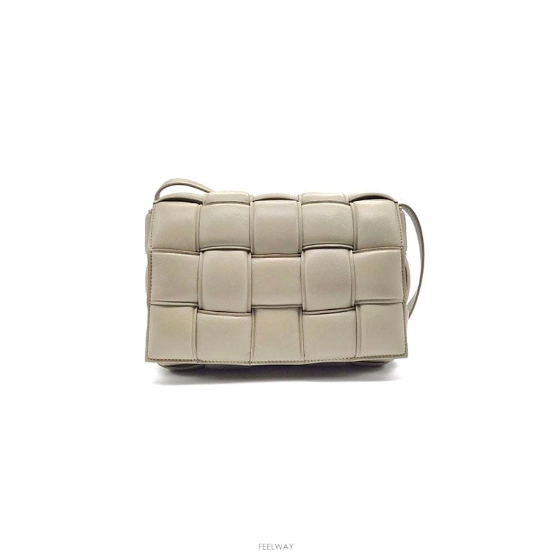 Bottega Veneta ���װ� ����Ÿ �е� ī��Ʈ�� (591970) L398229���װ� ����Ÿ �е� ī��Ʈ�� (591970) L398229