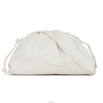 Bottega Veneta [�мǿ���] [�������] ���װ�����Ÿ ���� �̴� ���ι� 585852 V1BW0 9009 ȭ��Ʈ[�мǿ���] [�������] ���װ�����Ÿ ���� �̴� ���ι� 