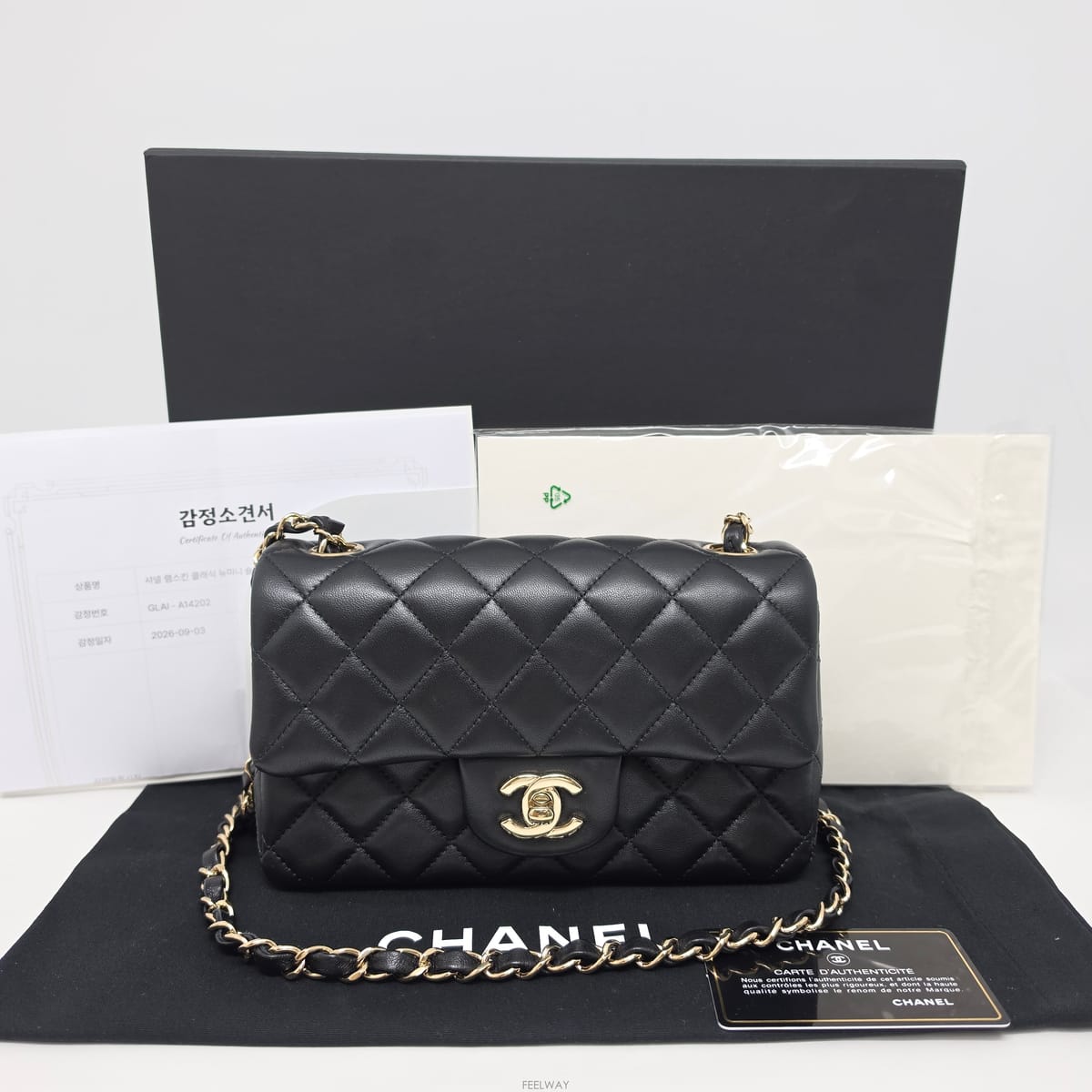CHANEL ���� Ŭ���� ���̴� �÷��� ����Ų �������� Ŭ���� ���̴� �÷��� ����Ų ����