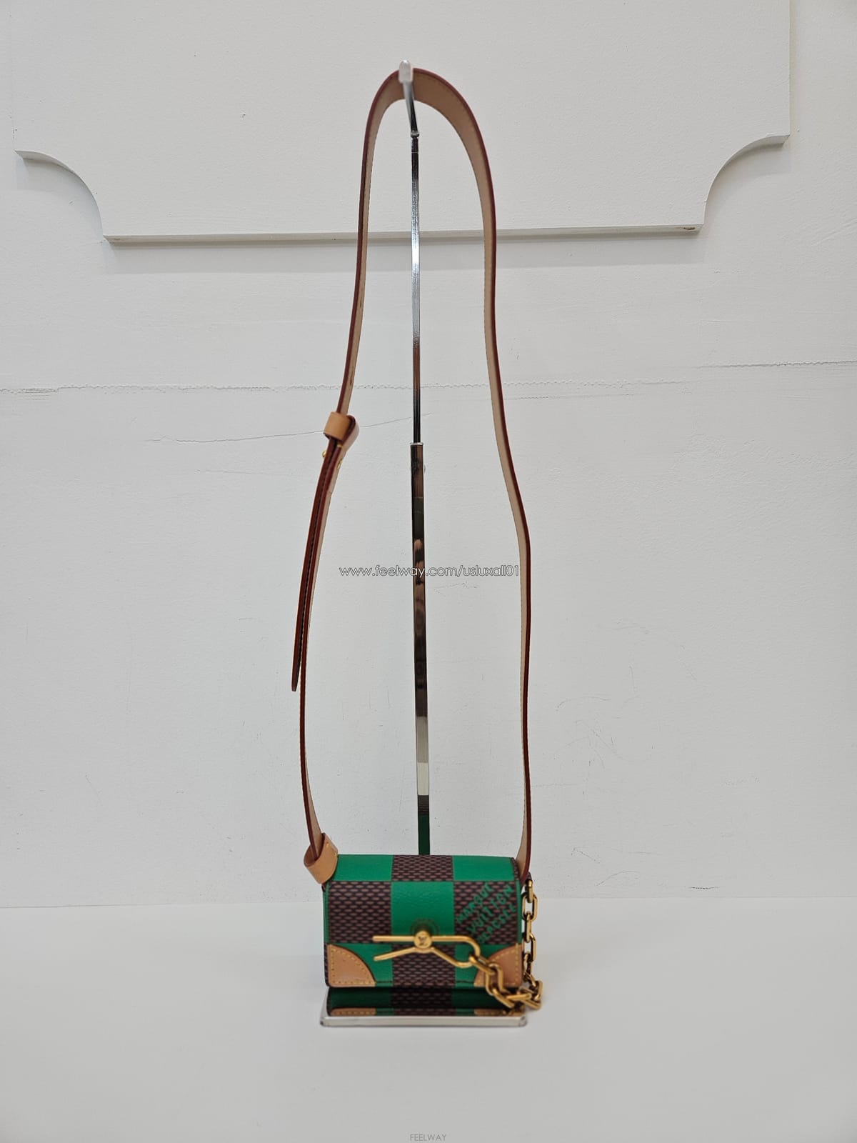Louis Vuitton [�߰���ǰ ������ �����]���̺��� ����ũ�� ��Ƽ�� �׸� ũ�ν��� N40537[�߰���ǰ ������ �����]���̺��� ����ũ�� ��Ƽ�� �׸� 