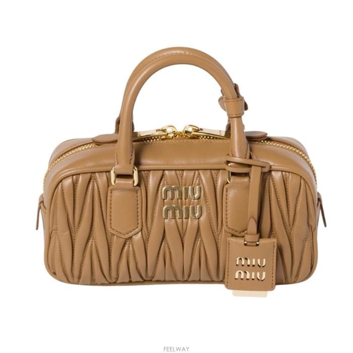 Miu Miu �̿�̿� �Ƹ�ī�� ���׶�� ���� ���� �� 5BB142 AN88 F098L�̿�̿� �Ƹ�ī�� ���׶�� ���� ���� �� 5BB142 AN88 F0