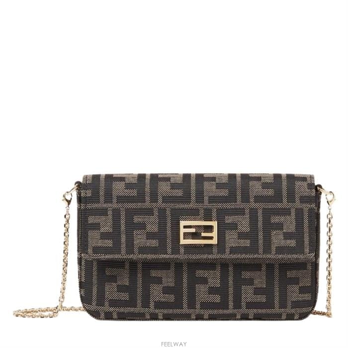 FENDI ��� FF ��ī�� Ʃ�� ü�� ���� 8M0600 B1JY F0VAT��� FF ��ī�� Ʃ�� ü�� ���� 8M0600 B1JY F0VAT