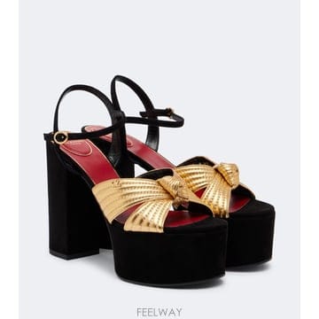 Valentino ������� �߷�Ƽ�� ����ٴ� Crasher ��Ż�� ���� �÷��� ���鱹����� �߷�Ƽ�� ����ٴ� Crasher ��Ż�� ���� �÷��� 