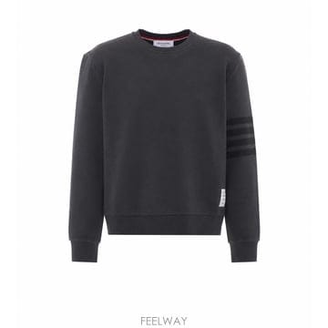 26 F/W 톰 브라운 4바 로고 맨투맨 MJT589A/J033001 B0012310881