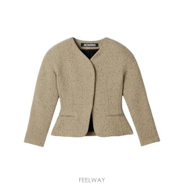 Jacquemus 26FW ��ũ���� ��Ʈ ���� 26HJAW00103AW00864 150 BEIGE26FW ��ũ���� ��Ʈ ���� 26HJAW00103AW00864 150 BEIGE