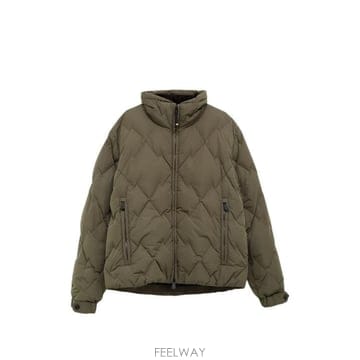 Moncler 26FW ��Ŭ���� ���� L20971A00030 59876825 Olive26FW ��Ŭ���� ���� L20971A00030 59876825 Olive