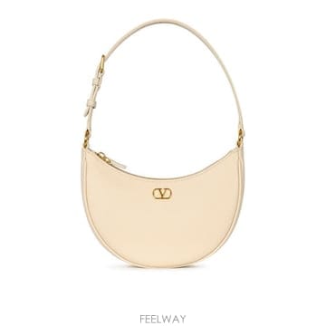 Valentino 26FW �߷�Ƽ�� ����ٴ� Ŭ��ġ �Ŀ�ġ 9W2P0AK3SNP I16 LIGHT IVORY26FW �߷�Ƽ�� ����ٴ� Ŭ��ġ �Ŀ�ġ 9W2P0AK3SNP I16 L