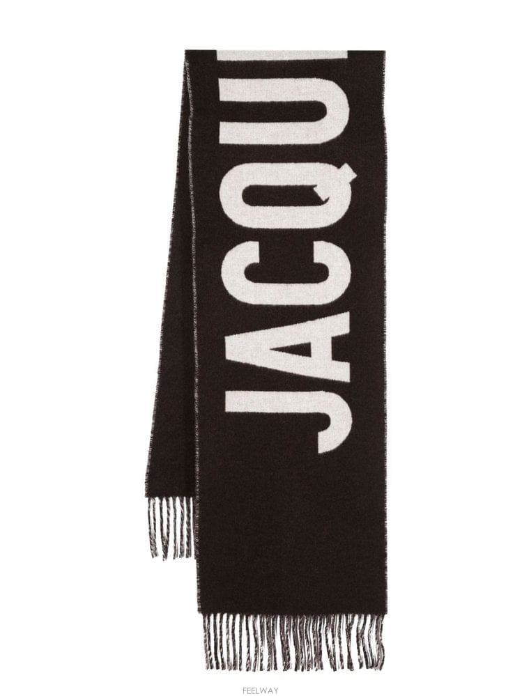 Jacquemus ��ũ���� �ΰ� �� ��ī�� ACU00435AOT4001080 B0712310239��ũ���� �ΰ� �� ��ī�� ACU00435AOT4001080 B0712310239