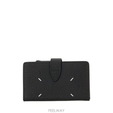 Maison Margiela 26FW ���������� �� ��Ƽġ ���� ���� SA1VX0019P4455 T8013 BLACK26FW ���������� �� ��Ƽġ ���� ���� SA1VX0019P4455 T80