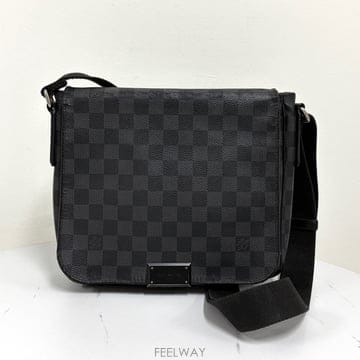Louis Vuitton ���̺��� �ٹ̿� �׶�����Ʈ ��Ʈ��Ʈ �޽����� ũ�ν�����̺��� �ٹ̿� �׶�����Ʈ ��Ʈ��Ʈ �޽����� ũ�ν�