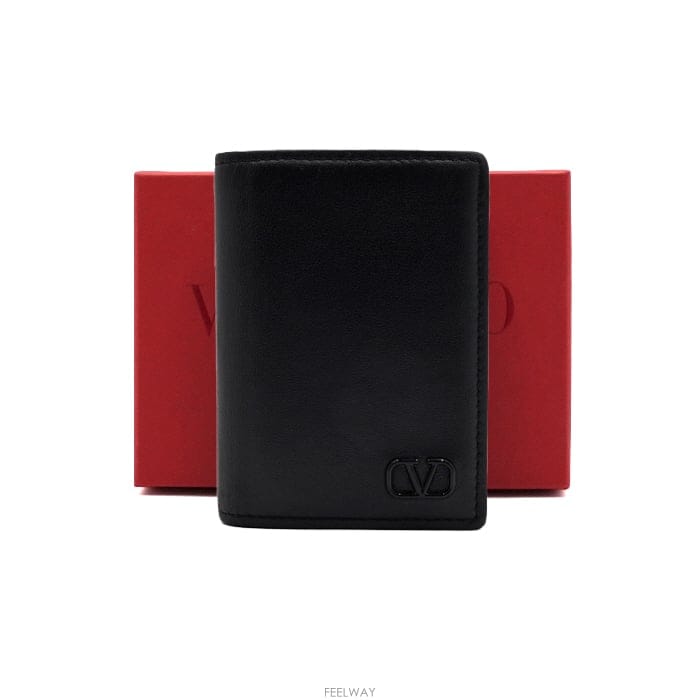 Valentino �߷�Ƽ�� 3Y2P0713ZQU ���� �������� V�ΰ� �ñ״�ó ī�����̽� ī������aa67730�߷�Ƽ�� 3Y2P0713ZQU ���� �������� V�ΰ� �ñ״�ó ī��