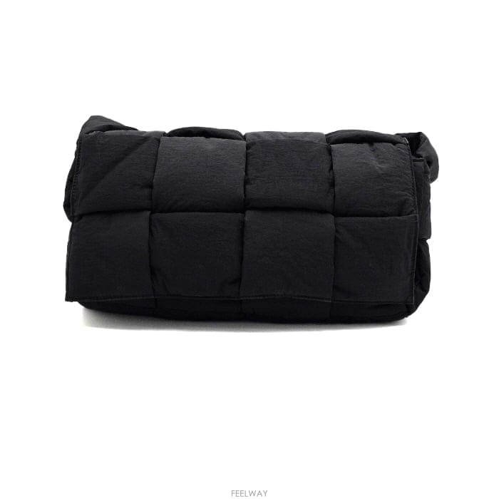 Bottega Veneta ���װ�����Ÿ 628951 �е�� ��ũ ī��Ʈ�� �������� ũ�ν���aa67741���װ�����Ÿ 628951 �е�� ��ũ ī��Ʈ�� �������� ũ��