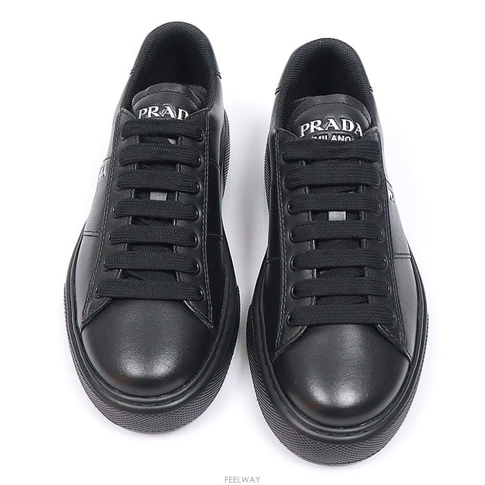 PRADA Prada(�����) 2EG357 ���� ���ڷ� ����Ʈ Ʈ���� �ΰ� ���� ����Ŀ�� 6Prada(�����) 2EG357 ���� ���ڷ� ����Ʈ Ʈ���� �ΰ� ��